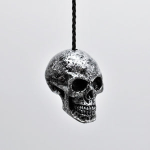 Aluminium Effect Skull Light Pull